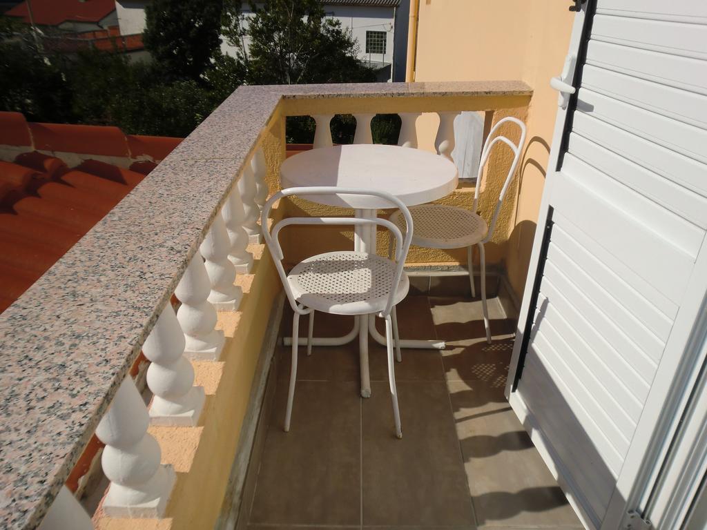 Guest House Sandra Rab Town Kamer foto