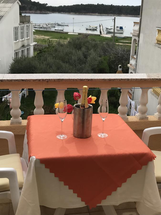 Guest House Sandra Rab Town Buitenkant foto
